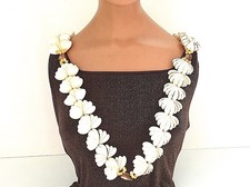 COLLIER DE COQUILLAGES