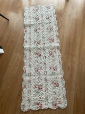 Chemin de table en boutis fleurs multicolores longueur 135 cm Maisons du Monde