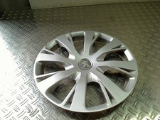 ENJOLIVEUR DE ROUE Peugeot 208