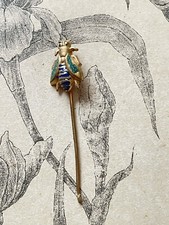 Ancienne épingle à chapeau /