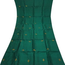 Reste De Tissu En Soie Vert