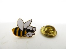 PIN'S PINS PIN BADGE   -ABEILLE / BEE - MIEL / HONEY - ANIMAL - 2
