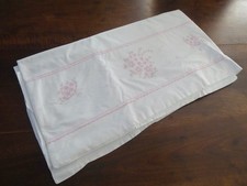GRAND DRAP brodé. 280 x 200