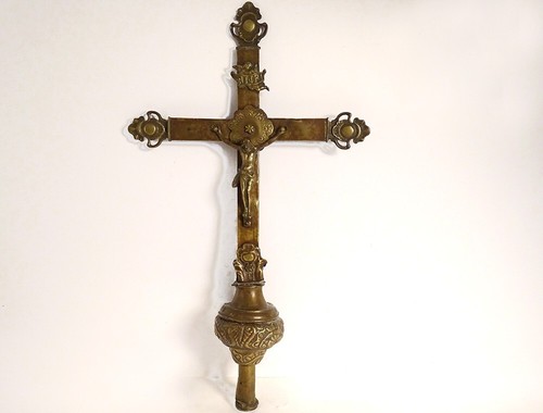 Croix procession christ - de,
