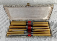 12 anciens couteaux lame inoix manche couleur ivoire neufs dans coffret