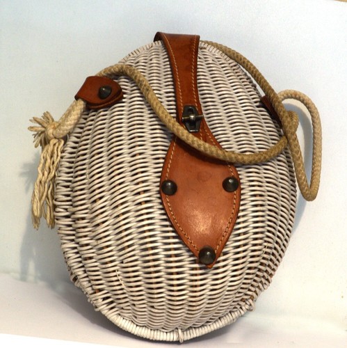 Joli sac main osier - à,