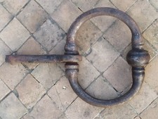 Ancien Heurtoir en Fer Forgé