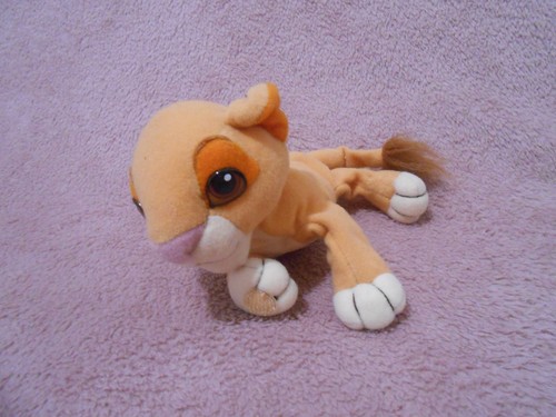 Doudou peluche disney kiara - disney,