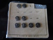MARINE : LOT DE 8 BOUTONS AVEC