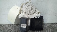 Moteur leve vitre avant droit