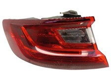 Feu arriere principal gauche