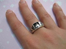 Loup tête et empreintes Bague