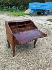 Bureau dos âne - dos, scriban