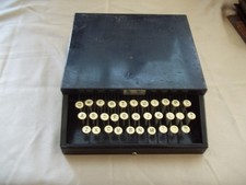 ANCIEN CLAVIER MUSICAL TYPATINE