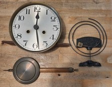 HORLOGE MOUVEMENT COMPLET DE CARILLON KIENZLE AVEC BALANCIER ET GONG CYMBAL