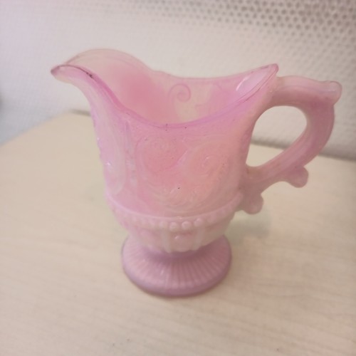 Pichet ancien opaline - , portieux