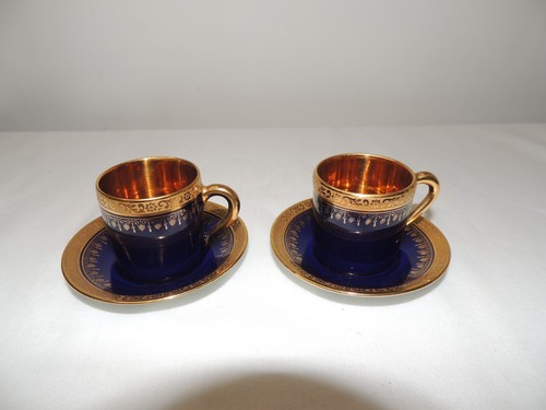 Anciennes tasses et - anciennes,