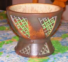 coupe sur piédouche en grès Mougin à Nancy à décor géométrique