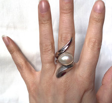 BAGUE MODERNISTE ARGENT MASSIF