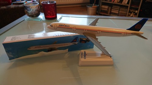 Plastic airworld defunct - plastic, uk