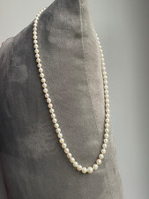 Collier perles de culture grosseur croissante-50 cm-double fermoir or 18 carats