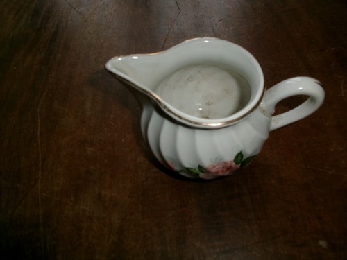 Petit pichet porcelaine g - petit, k