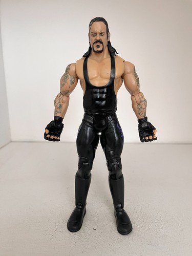 Wwe undertaker figurine - wwe,