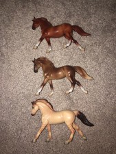 Breyer Lot Of 3 Cantering