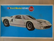 Maquette Voiture 1/16 UPC Ref