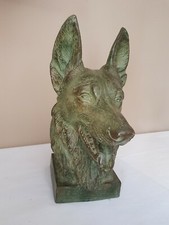 Terre Cuite Chien Signe