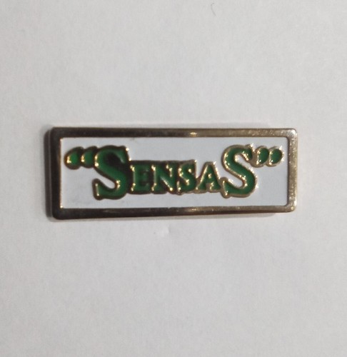 Pin logo sensas - pin's,