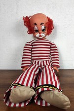 ancienne poupée de clown grande taille et plastique et tissus rouge et blanc