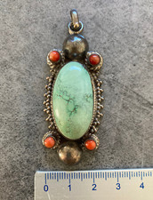 maxi pendentif de 21,4 gr avec grande  turquoise et corail en argent 925