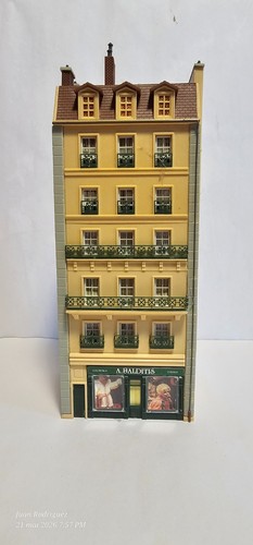 Immeuble haussmannien magasin - immeuble,