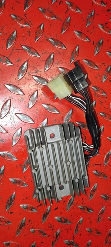 Regulateur suzuki 1000 vstrom - regulateur,