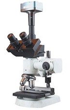 Microscope Trinoculaire