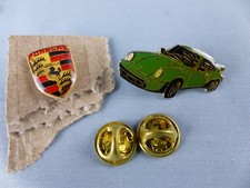 Lot de 2 PIN'S PORSCHE 911