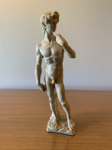Statue david par michel - statue,