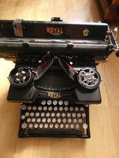 ANCIENNE MACHINE A ECRIRE ROYAL