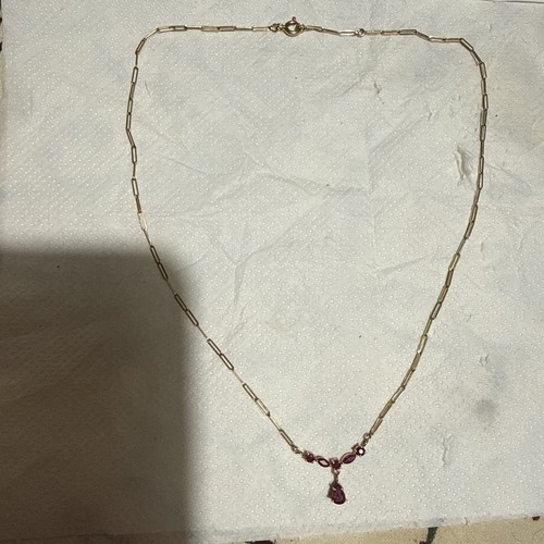 Chaîne et rubis - k,