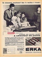 PUBLICITE ADVERTISING 045 1959 ERKA la machine à tricoter