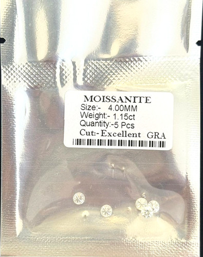 Gra moissanite naturelle - naturelle, 4,00
