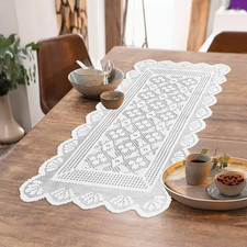 Nappe en dentelle convient à