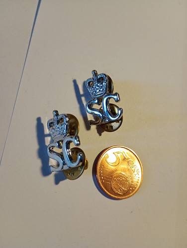 Insigne colle police - de,