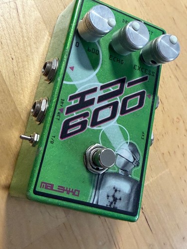 Malekko 600 dark analog - 600,