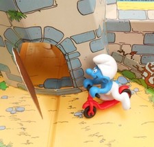 40230 Schtroumpf sur patinette schtroumpfette smurf pitufo  puffi NEUF  scellé