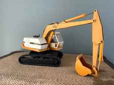 Pelle case DROTT 50 excavator Ech: 1/35 CONRAD N° 296