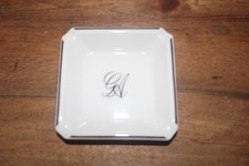 Cendrier vide poche en porcelaine de Limoges Bernardaud