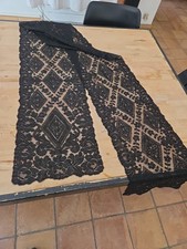 Grande Echarpe Ancienne Dentelle Noire Broderie 2m60 ( Ruban, Arlesienne ? ).