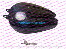 RÉSERVOIR D'ESSENCE EN ACIER